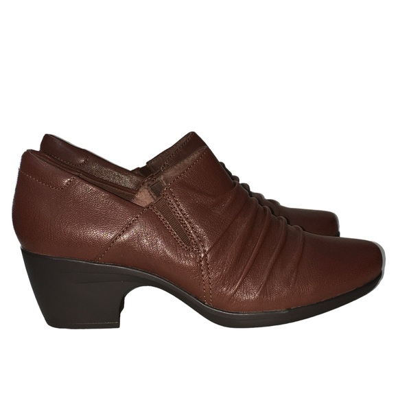 Clarks Collection Brown Emily Cove Leather Slip On Heeled Loafers Booties 9M - Picture 3 of 14